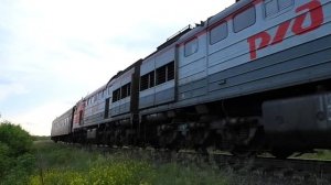 "Две секции на один вагон". 2ТЭ10У-0433 с пригородным поездом Моршанск - Вернадовка