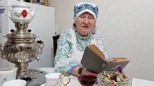 Мама читает стихотворение Ангама Атнабаева