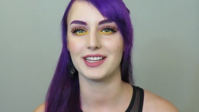 NEW Batiste Dry Shampoo- Review | JustEnufEyes смотреть онлайн