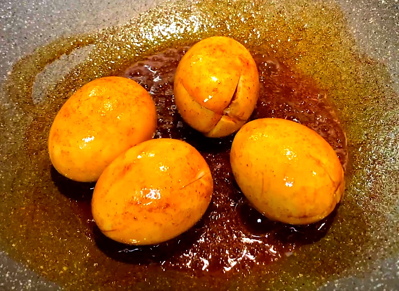 Чахохбили из куриных яиц