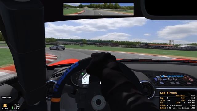 iRacing MY FIRST RACE! смотреть онлайн