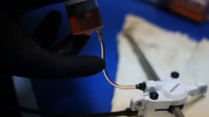 Видео урок №12 Прокачка дискового гидравлического тормоза Avid.