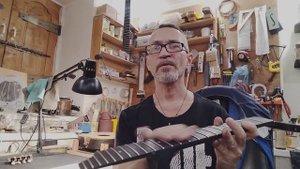 Реставрация старинной гитары