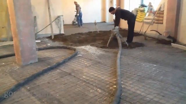 Устройство стяжки пола.  Ремонт квартиры в новостройке  ул.  Зеленина 220 м2 . Часть 2