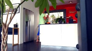 РАЗБИЛ новый iPad Макса и смешная бабушка мешает детям