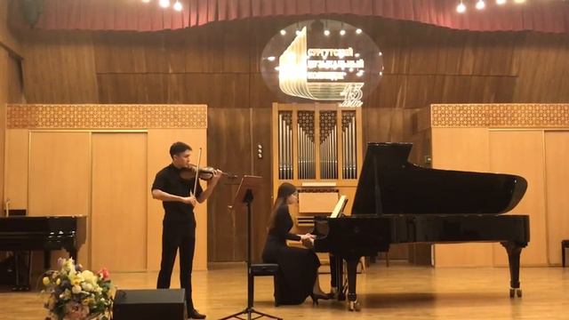 И.Брамс Соната для скрипки и фортепиано № 3, 2 часть смотреть онлайн