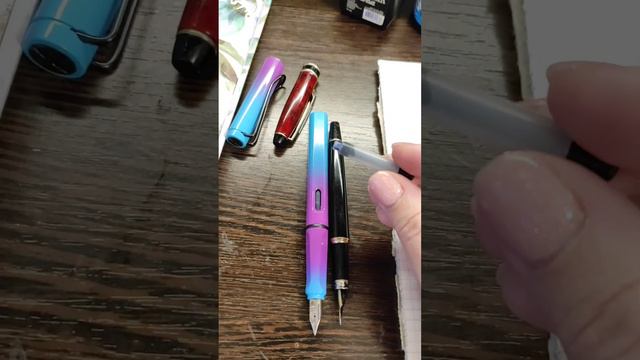 Обзор на перьевую ручку из Fix Price ✨ + сравнение с более дорогой ручкой. смотреть онлайн