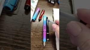 Обзор на перьевую ручку из Fix Price ✨ + сравнение с более дорогой ручкой.