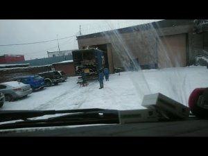 Разгрузка в зоне строгого режима! Порвал тент! Чуть не скончался на лопате!(