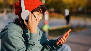 В Югре детский телефон доверия ежегодно принимает около 13 000 звонков