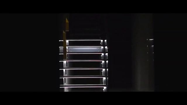 Лестница на второй этаж с подсветкой! смотреть онлайн