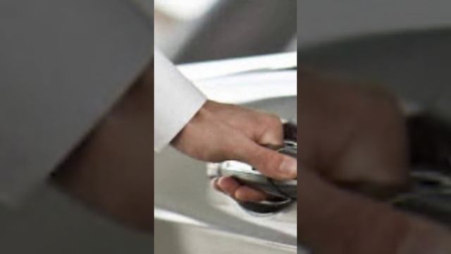 Почему Машина Бьется Током? #shorts смотреть онлайн