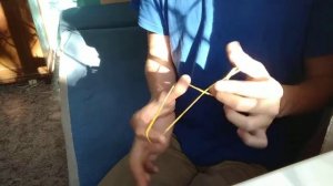 ФОКУС С РЕЗИНКОЙ | РЕЗИНКА СКВОЗЬ ПАЛЕЦ | ОБУЧЕНИЕ ФОКУСАМ