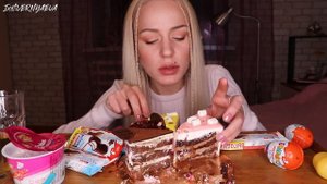 MUKBANG | Чаепитие, торт, киндеры, зефир | Tea party, cake, kinders не ASMR