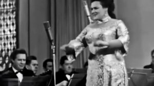 Людмила Зыкина "Под дугой колокольчик поёт" 1970 год