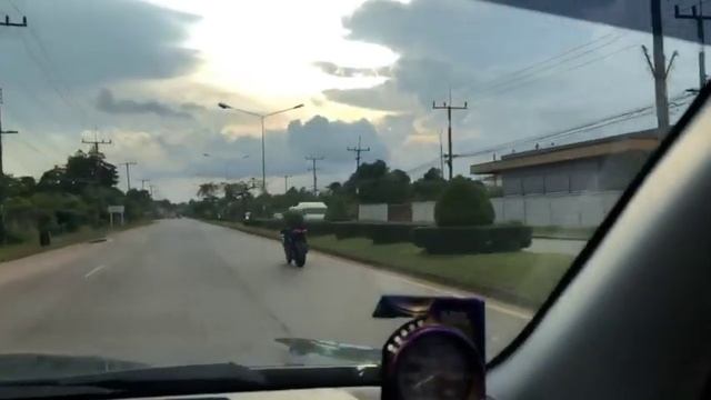 เทสระบบ. Suzuki GSXR 1000 L1
