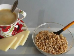 Гречневая каша без варки на завтрак.  ГРЕЧКА С СЫВОРОТКОЙ.