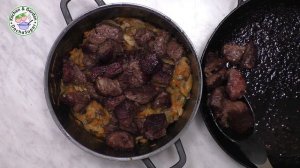 Нежная говядина с грибами, тушеная в сметане