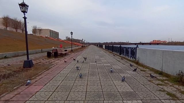 Магнитогорск, улица Набережная, прогулка по Набережной вдоль реки Урал, Ленинский район (05.11.2020 смотреть онлайн