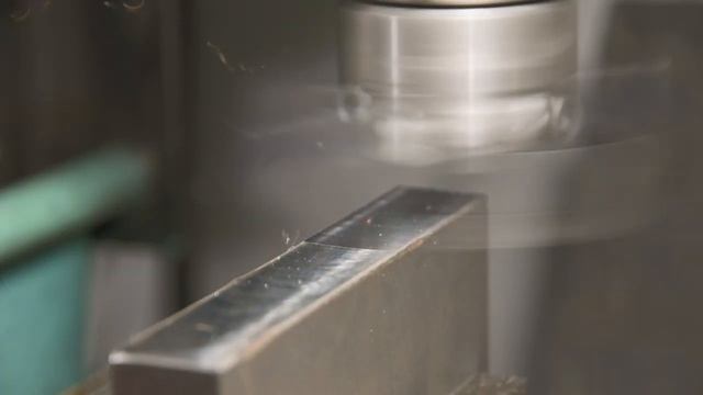 Долбежная головка для фрезерного станка НГФ 110 из малой продольной подачи 1А616 - начало смотреть онлайн