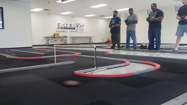 Mini-z Endurance race at Excel RC. смотреть онлайн