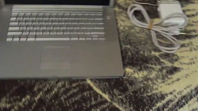 PowerBook G4 15" Unboxing смотреть онлайн