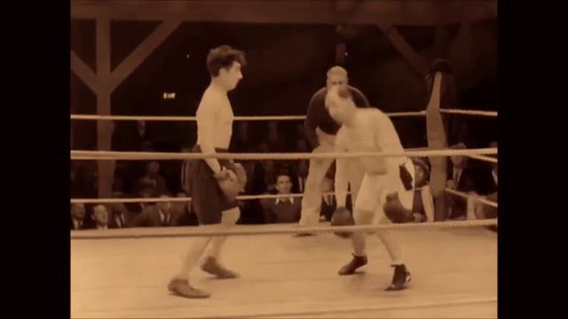1931 Charlie Chaplin Boxing Scene in City Lights