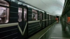 Метро Волковская