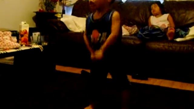 Emmanuel Barit - Beat it смотреть онлайн