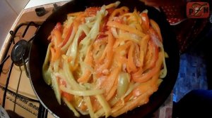 Перец болгарский тушеный в сметанном соусе?️