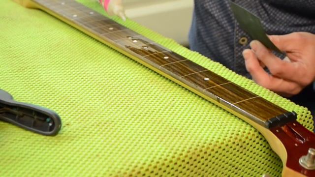 Fretless bass conversion смотреть онлайн