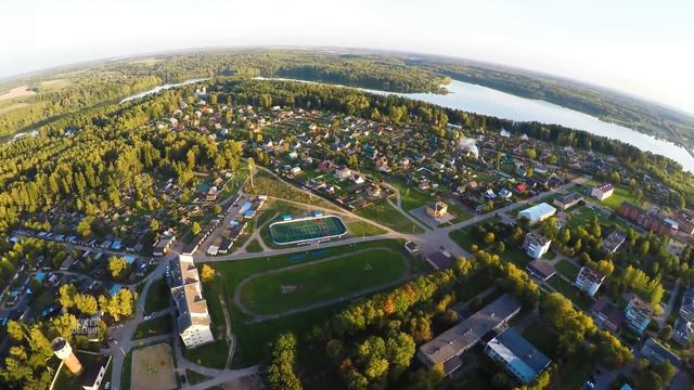 Нововолково. Озернинское водохранилище. кп Белый лебедь. [в 4К] под углом 45 градусов.