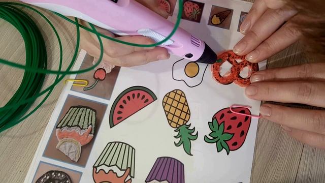 3 МАРКЕРА Челлендж с 3D РУЧКОЙ ❗️ Объемные Раскраски Новые Правила // Лили Фэмили смотреть онлайн