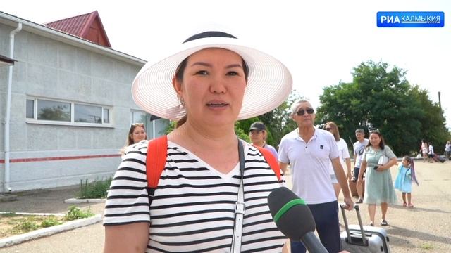 В Калмыкии открылось новое железнодорожное сообщение по маршруту «Элиста-Адлер» смотреть онлайн