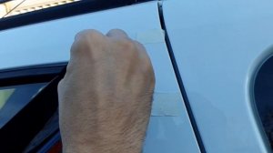 Установка дефлекторов на Renault Duster