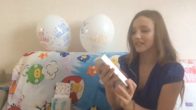 Что мне подарили на день рождения // айфон? смотреть онлайн