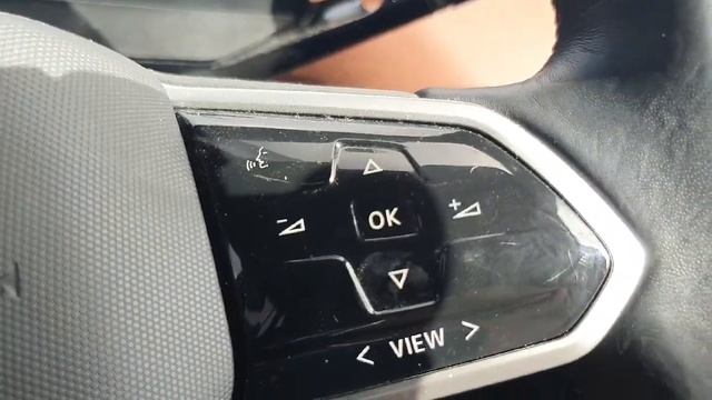 212D12188 - 2021 Volkswagen ID.4 Pure 109 K Style 52KWH 148HP 5DR Auto RefI... смотреть онлайн