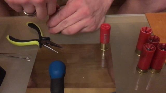 Расснаряжение патрона 12 калибра. Просто и быстро. смотреть онлайн