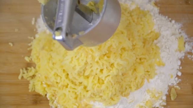 How To Make Real Italian Potato Gnocchi At Home смотреть онлайн