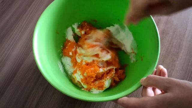 Морковные кексы