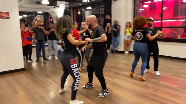 Jhonny Evidence - Amor My Love - Ataca - Alemana - Tiguere Mambo - Bianca смотреть онлайн