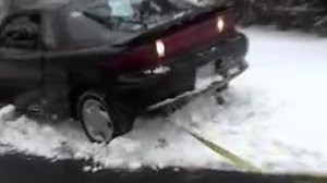 Как американцы вытаскивали машину из сугроба...