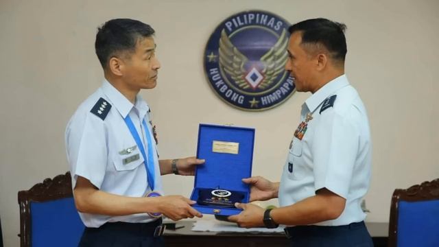 ?? JAPAN OFFICIALS VISIT THE PHIL. MAPAGUUSAPAN KAYA ANG MITSUBISHI F-2 VIPER ZERO?? смотреть онлайн