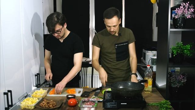 Жаркое в горшочке. Два вида (нажористое и диетическое). Пальчики оближешь!