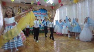 красивый вход на выпускной