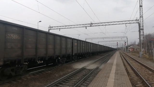 Электровозы ВЛ80с 1439/1530Б с грузовым поездом. смотреть онлайн