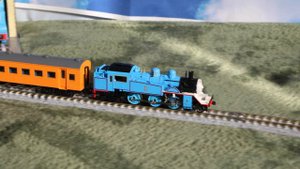 Thomas of Oigawa Railway runs.N-scale.Background music is Thomas' Theme song.