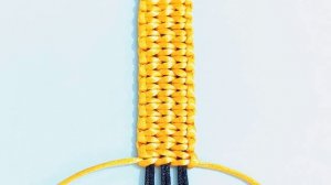 Браслет из паракорда