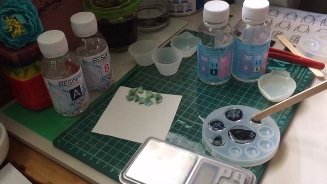 DIY/ Resin pro/ artsmola.ru/ Украшения из эпоксидной смолы, полимерной и зефирной глины/ Незабудки/ смотреть онлайн