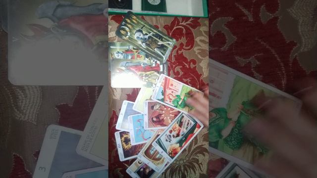 таро отношения мужчинамоложе Мужчина моложе отношения